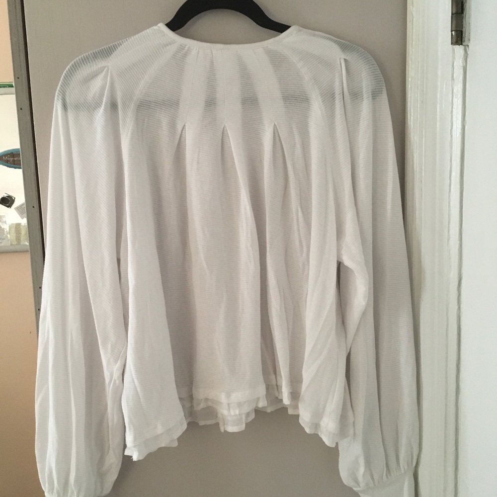 Free People white long sleeve shirt